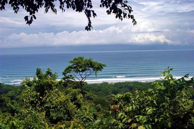 Mountain near the Pacific Ocean