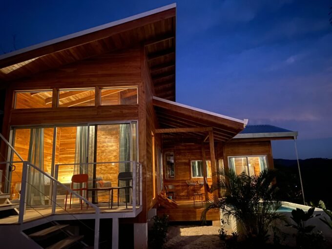New high-quality home near Hojancha
