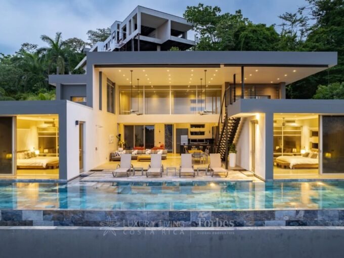 Exclusive villa near Nosara