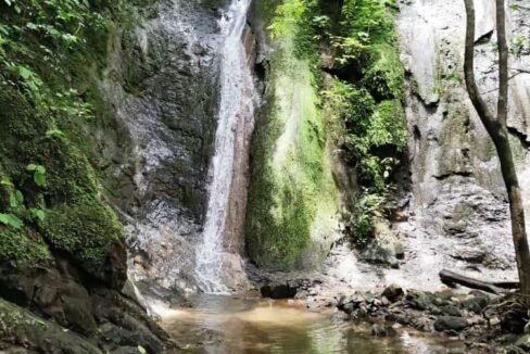 Waterfall finca