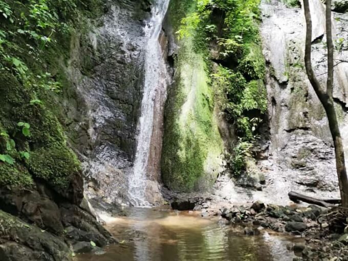 Waterfall finca
