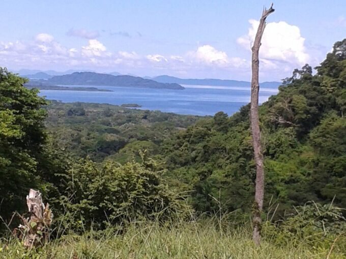 Prime development location Playa Naranjo